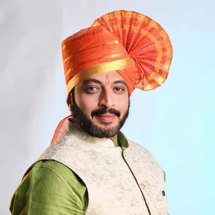 कार्यक्रमाच्या बॅनरवर, जाहिरातींवर छत्रपती संभाजी महाराजांचा फोटो नसणं हा तमाम शिवशंभू भक्तांच्या भावनांचा अवमान - खासदार अमोल कोल्हे