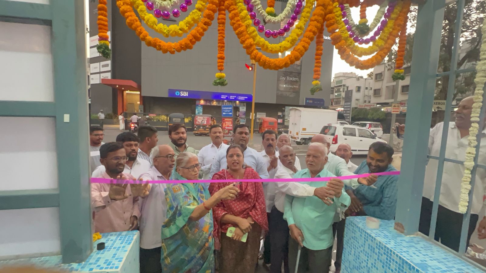 मा.नगरसेवक सचिन चिखले यांच्या पुढाकाराने निगडी येथील पादचारी भुयारी मार्गाचे नागरिकांच्या हस्ते झाले लोकार्पण