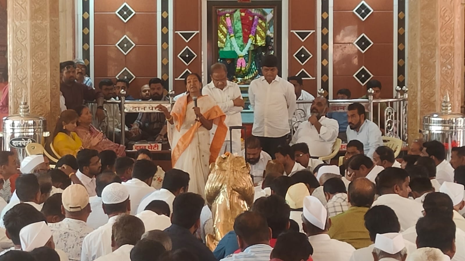 नारायणगांव ग्रामस्थांचा खासदार डॉ. अमोल कोल्हे यांना एकमुखी पाठिंबा