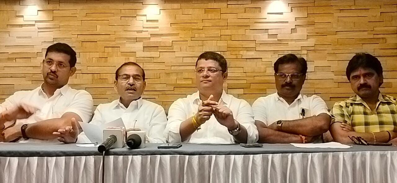 भगवान भक्ती गडावरील दसरा मेळाव्यास पुणे-पिंपरी चिंचवड मधून सर्व धर्मीय नागरिक जाणार - सदाशिव खाडे