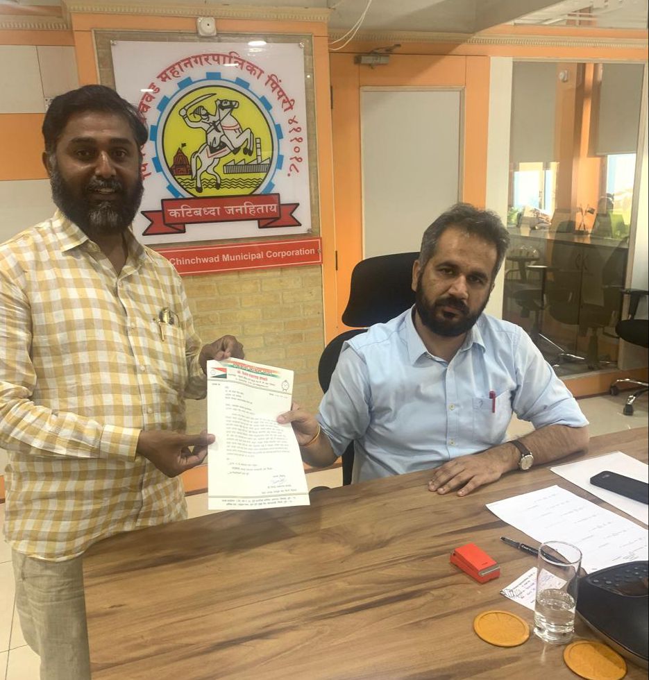 पिंपरी चिंचवड शहरातील खड्डे बुजवण्याची मागणी; अन्यथा आंदोलनाचा इशारा - विनोद वरखडे