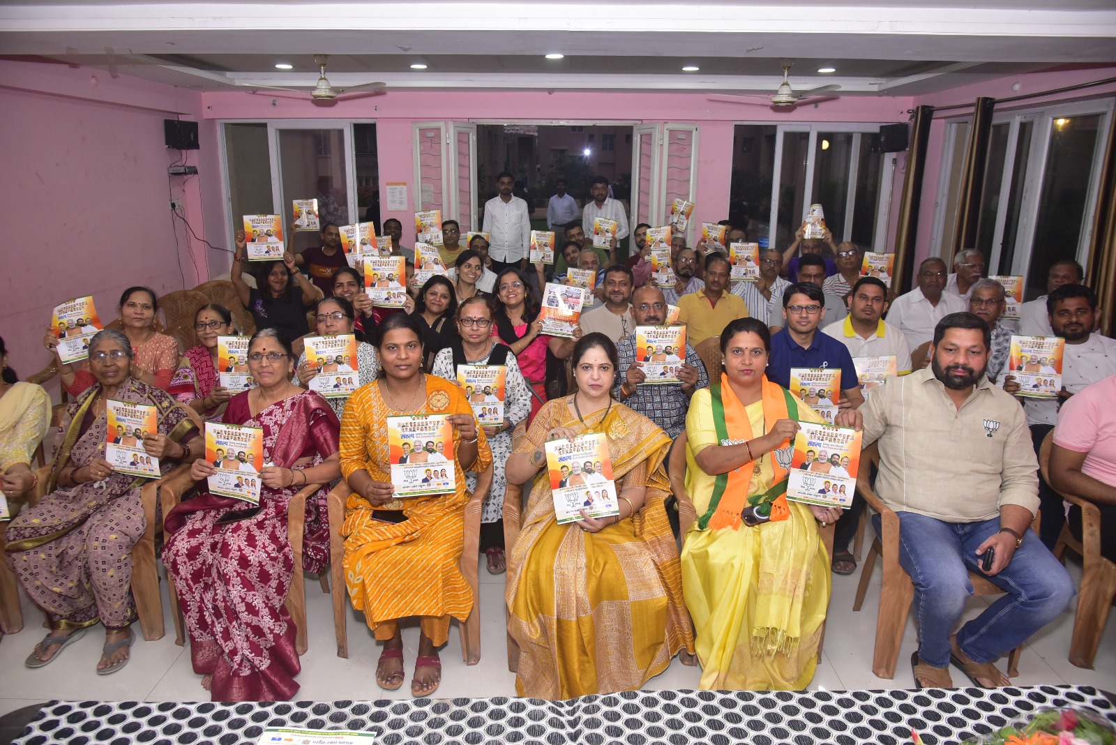 महायुतीचे उमेदवार शंकर जगताप यांच्या पाठीशी खंबीरपणे उभे राहण्याचे अश्विनी जगताप यांनी मतदारांना केले आवाहन!