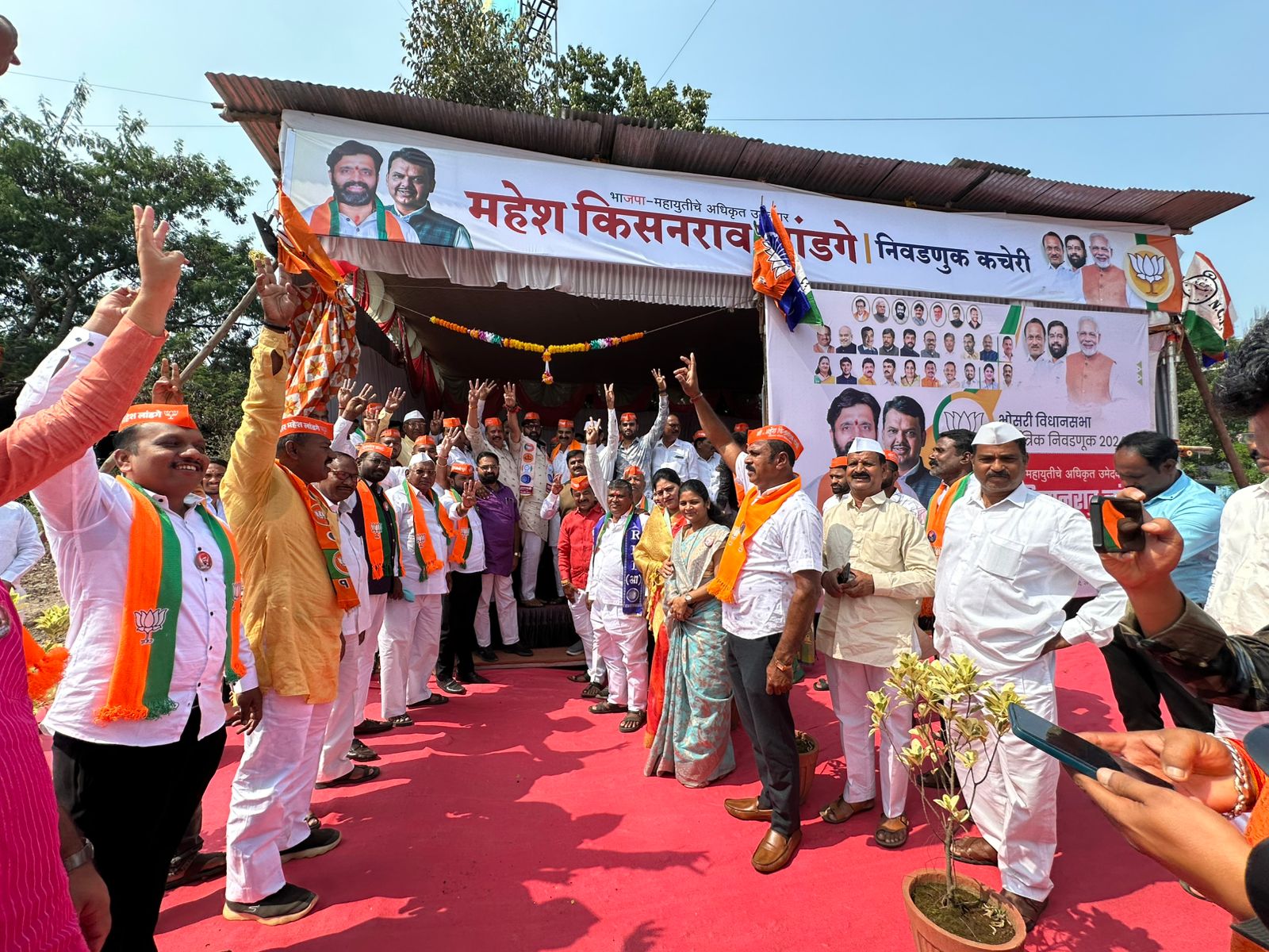 मोशी परिसरातील ज्येष्ठांनी केला आमदार लांडगेंच्या विजयाचा संकल्प!