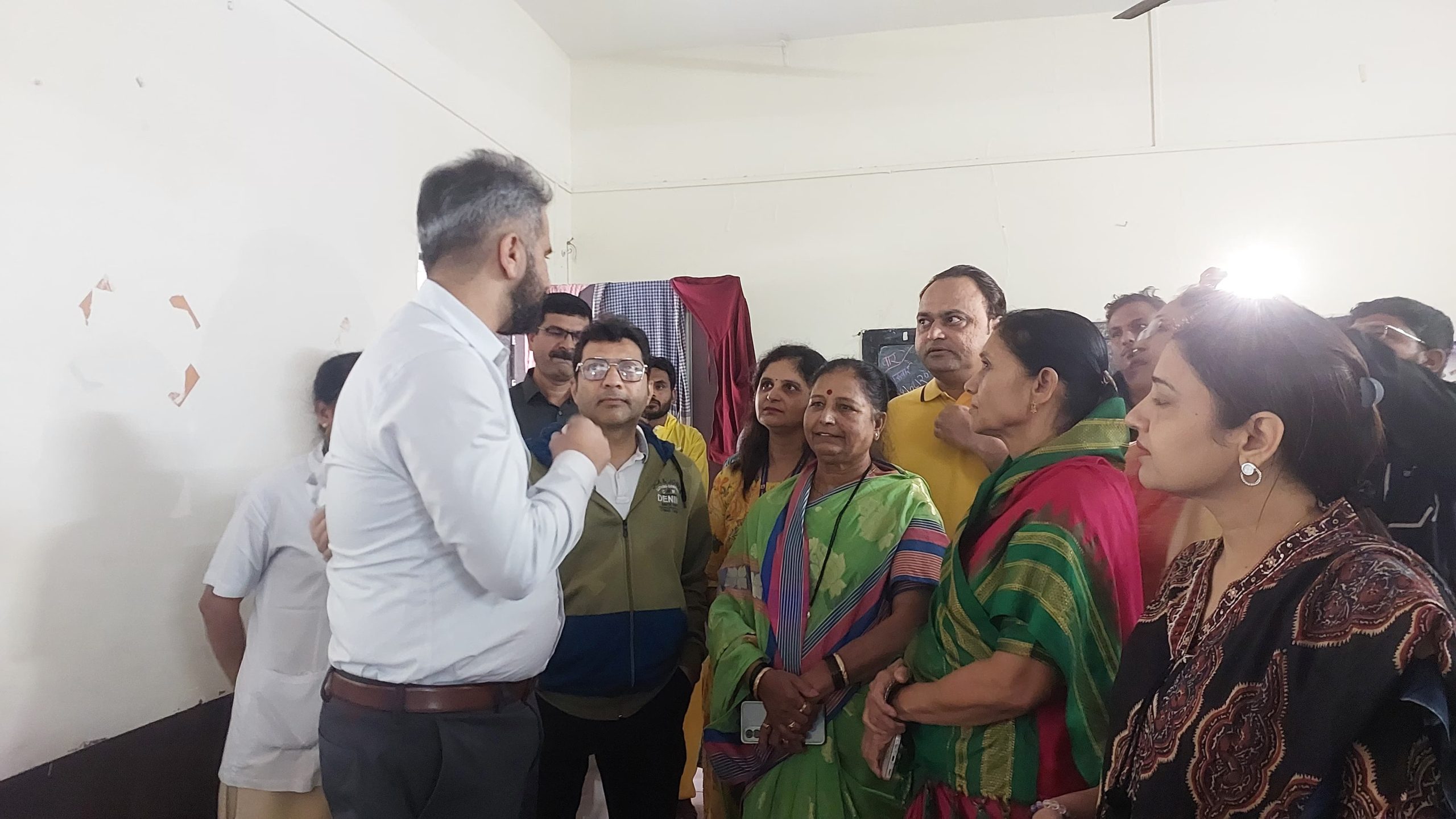 पुरग्रस्त भागातील नागरिकांसाठी पिंपरी चिंचवड महापालिकेची आपत्कालीन यंत्रणा आली धावून; ९५० बाधितांना सुरक्षित स्थळी हलविले!