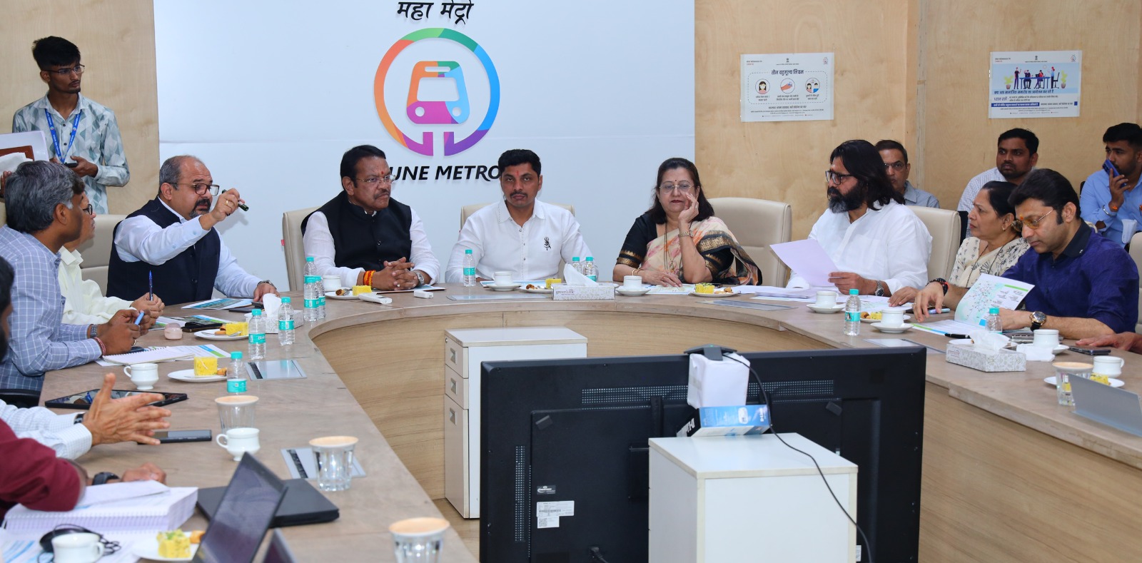 महापौर रवि लांडगे यांच्या उपस्थितीत प्रस्तावित मेट्रो मार्गांच्या डीपीआरचे सादरीकरण; पिंपरी-चिंचवड शहराच्या सुनियोजित विकासाला पूरक नियोजनावर भर!