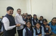 पंतप्रधानांच्या व कामगार नेते यशवंत भोसले यांच्या वाढदिवसानिमित्ताने चित्रकला स्पर्धेचे आयोजन; भारतीय जैन संघटनेच्या शाळेत विद्यार्थ्यांनी रेखाटला ‘स्वप्नातला भारत’