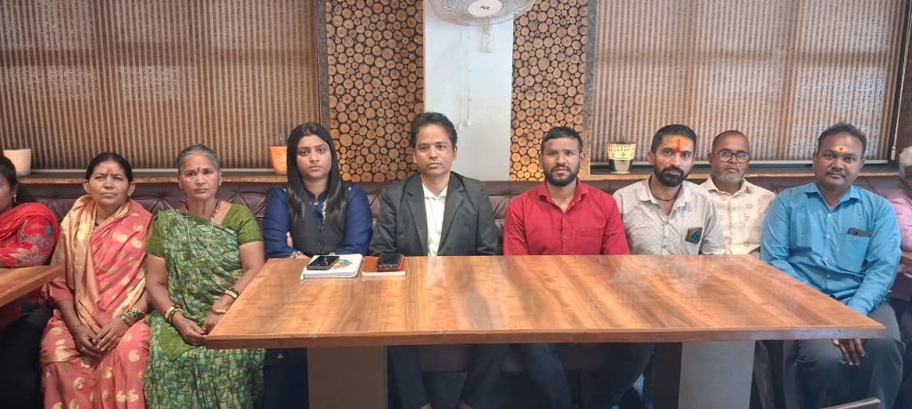इंदिरानगर झोपडपट्टी पुनर्वसन प्रकल्पात गैरव्यवहार; विकासकांवर कारवाई करा – दुर्योधन कदम