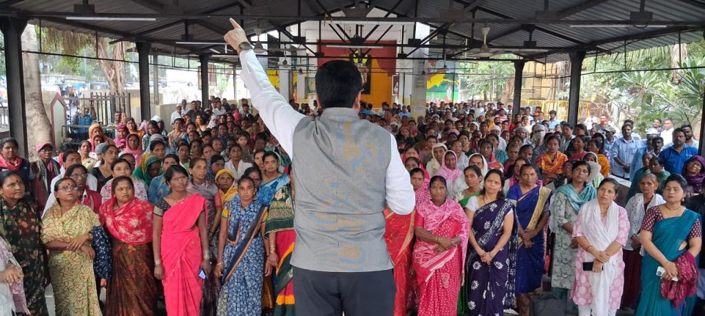 ४,५०० कंत्राटी कर्मचाऱ्यांसाठी कामगार नेते यशवंत भोसले मैदानात; २९ ऑक्टोबर रोजी पिंपरी-चिंचवड महापालिकेवर धडकणार 'विनम्र अभियान पदयात्रा'!