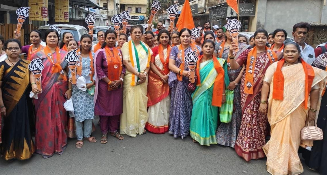 खोपोलीत संजोग वाघेरे यांच्या प्रचारासाठी इंडिया आघाडीचे कार्यकर्ते मैदानात 