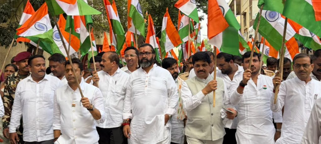 कामगार नेते यशवंत भोसले यांच्या नेतृत्वातील भव्य तिरंगा रॅलीला आमदार महेश लांडगे, अमित गोरखे यांच्यासह शहाराध्यक्ष शत्रुघ्न काटे यांची प्रमुख उपस्थीती! 