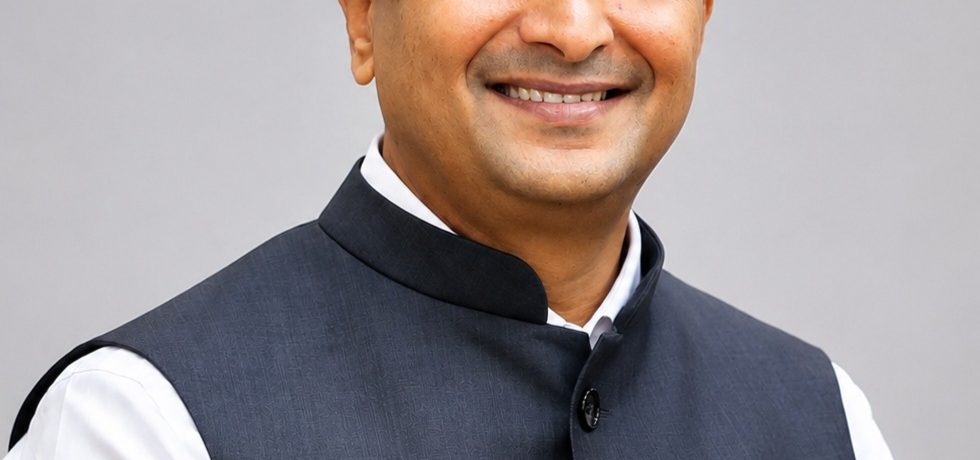 पर्यावरणपूरक गणेशोत्सवासाठी नागरिकांनी पुढाकार घ्यावा - आयुक्त डॉ.विजय सूर्यवंशी