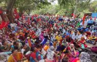 कुंभकर्णी झोपेचे सोंग घेतलेल्या केंद्र सरकारला हद्दपार करण्यासाठी कामगारांची वज्रमुठ – डॉ. कैलास कदम
